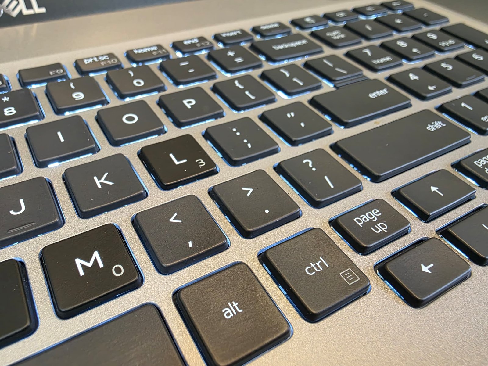 Dell Precision 3551