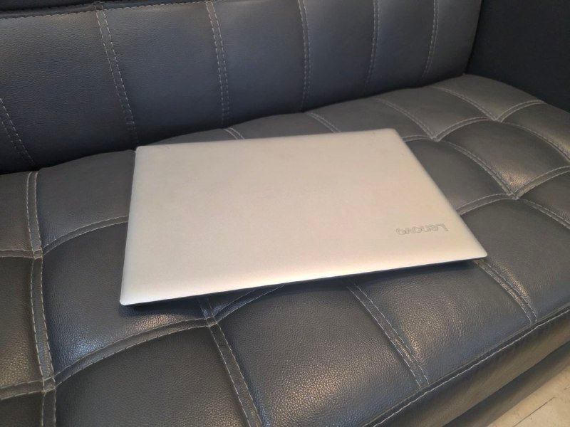 lenovo ideapad 81DE