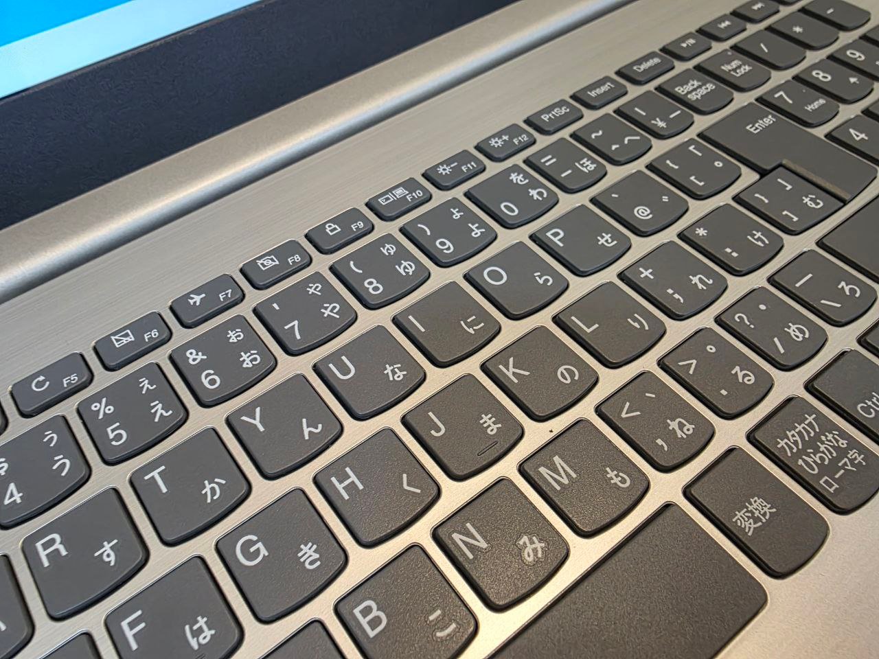 lenovo ideapad 81DE