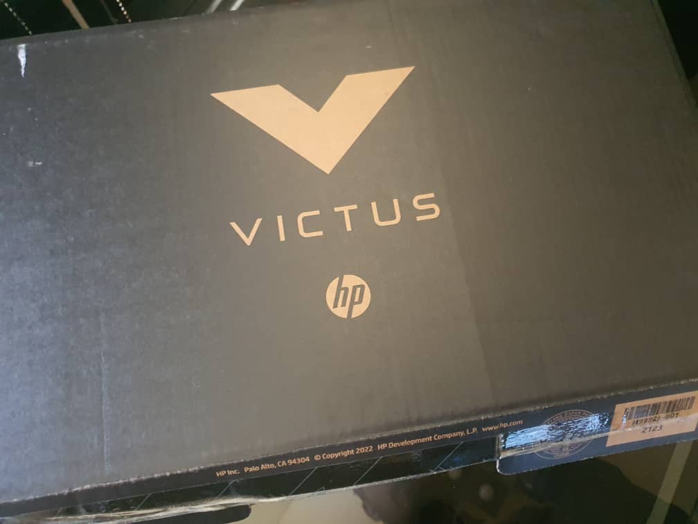 HP Victus 15-FA1093DX