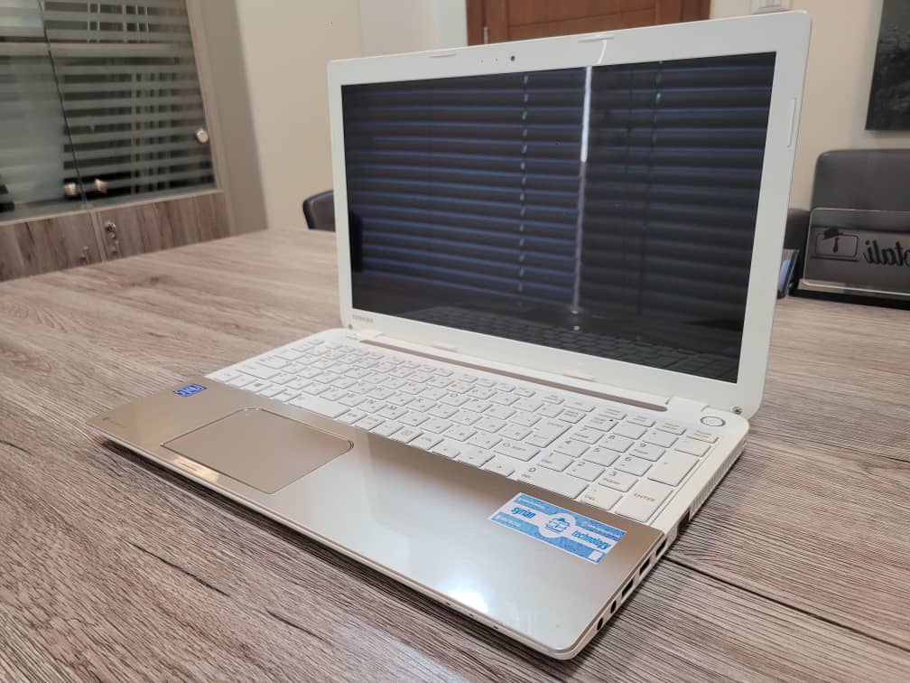 Toshiba Dynabook B45