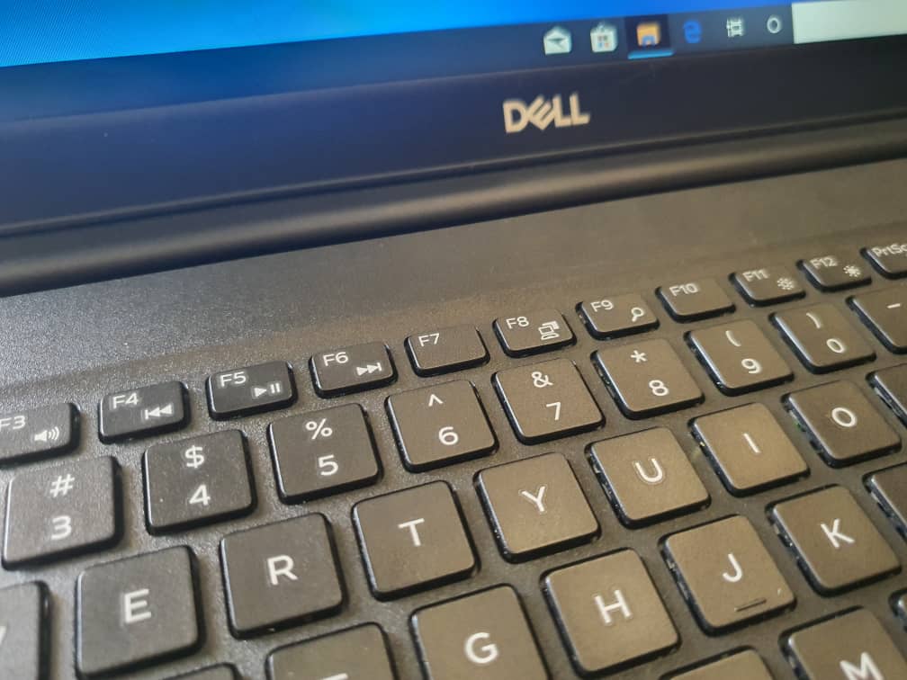 Dell Latitude 3500