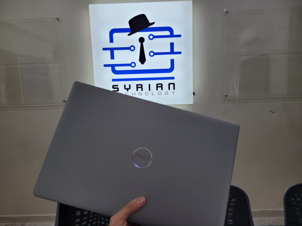 Dell Precision 3561