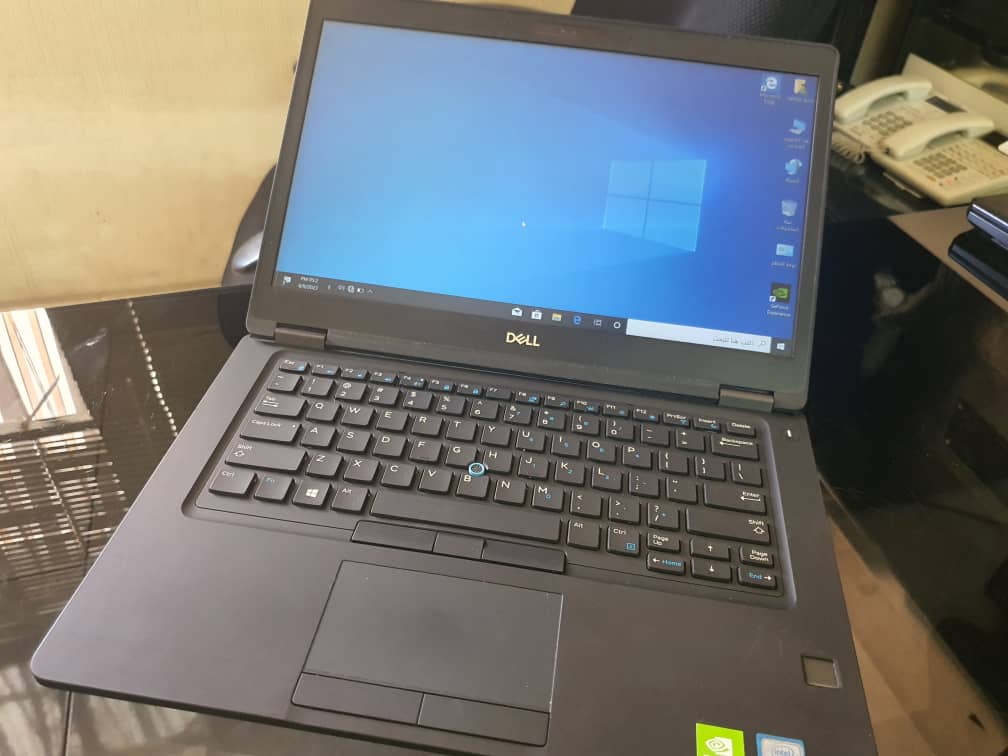 Dell Latitude E5490