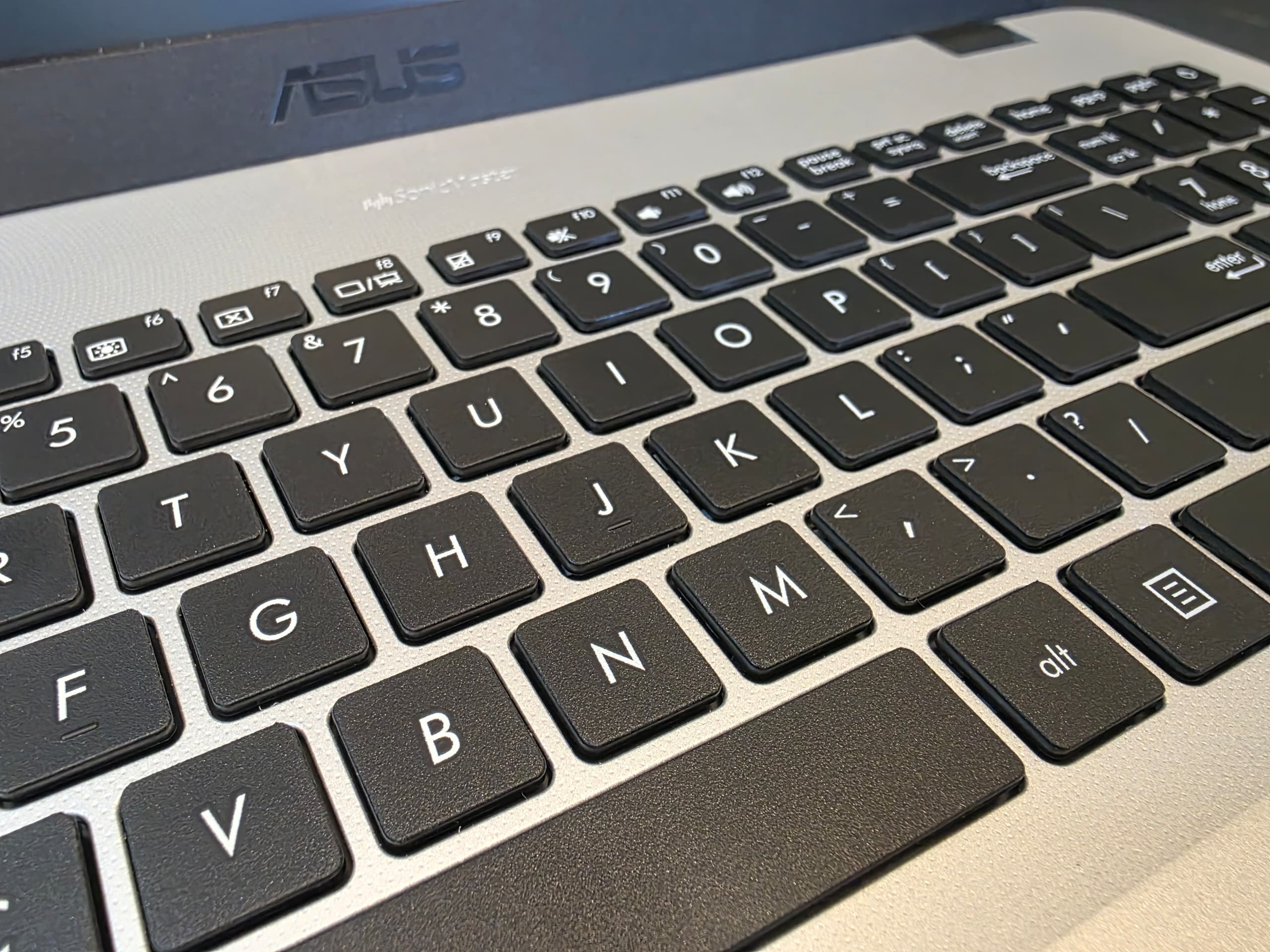Asus VivoBook X542u
